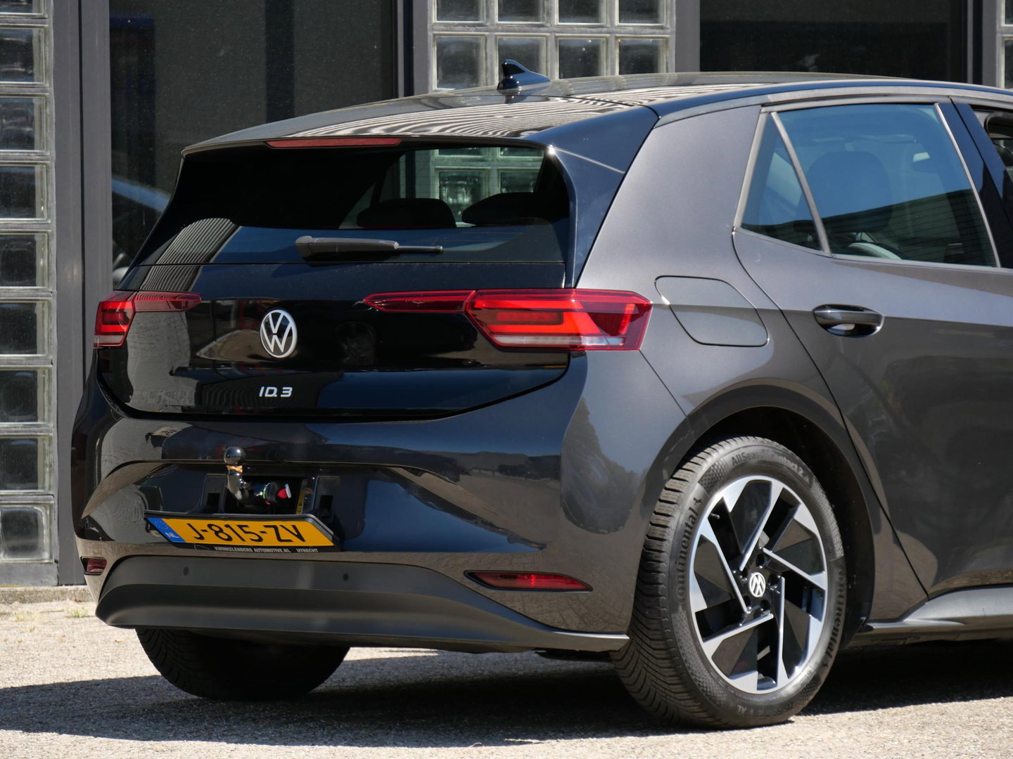 Volkswagen ID.3 PRO 58kWh 1ST/ TREKHAAK/ ALL-SEASON BANDEN/ SOH 93%