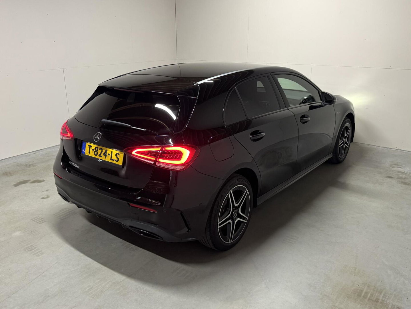 Mercedes-Benz A-Klasse 250e AMG Edition Sfeer CarPlay Cruise