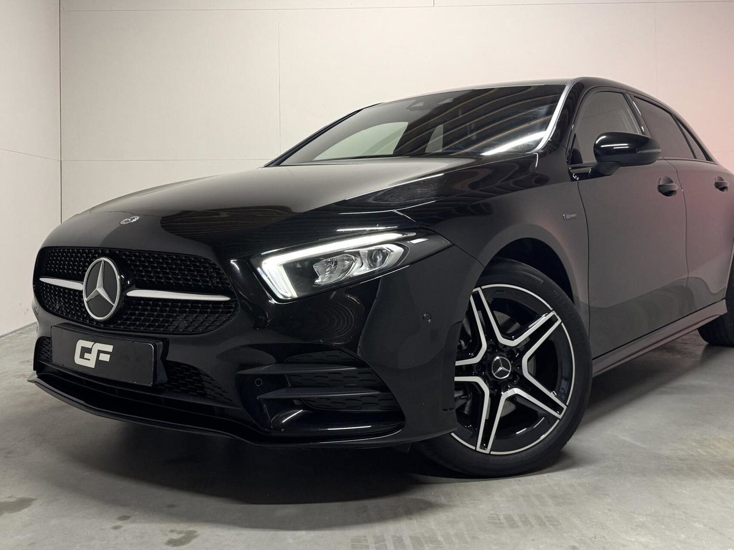 Mercedes-Benz A-Klasse 250e AMG Edition Sfeer CarPlay Cruise