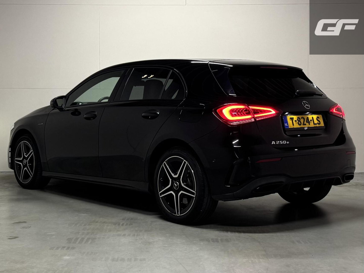 Mercedes-Benz A-Klasse 250e AMG Edition Sfeer CarPlay Cruise