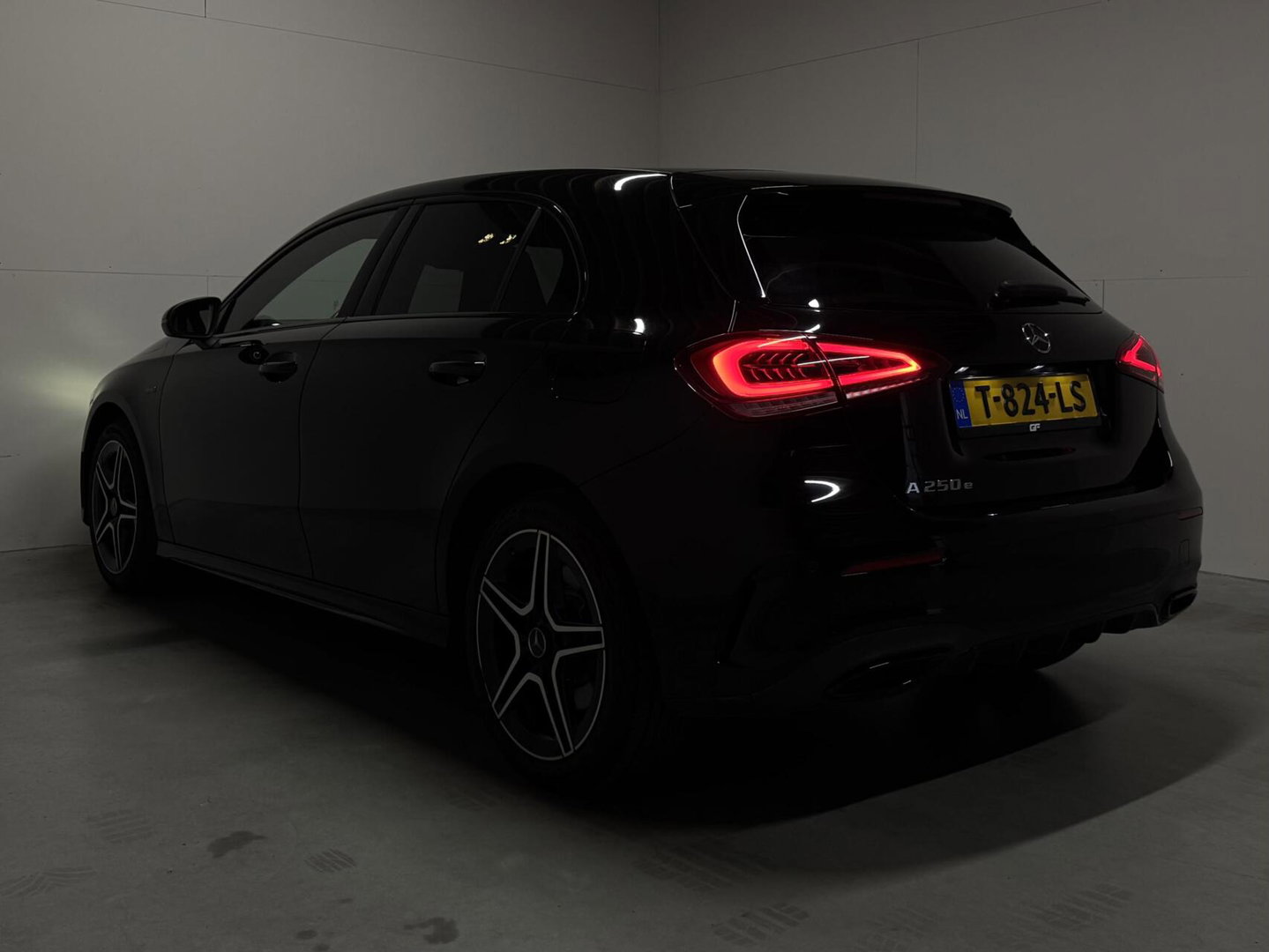 Mercedes-Benz A-Klasse 250e AMG Edition Sfeer CarPlay Cruise