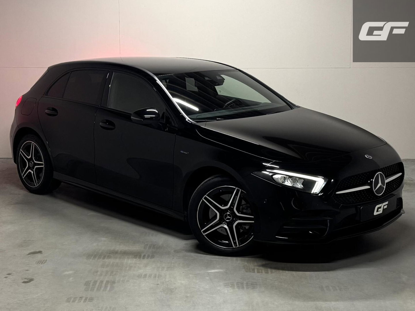 Mercedes-Benz A-Klasse 250e AMG Edition Sfeer CarPlay Cruise