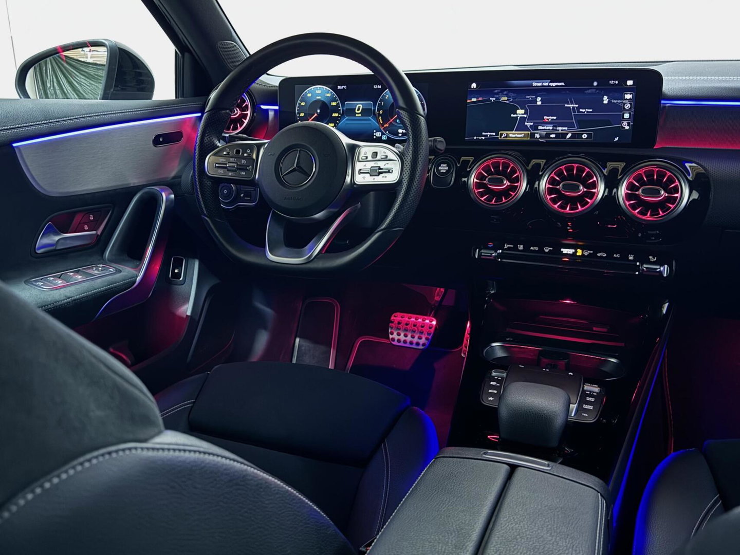 Mercedes-Benz A-Klasse 250e AMG Edition Sfeer CarPlay Cruise