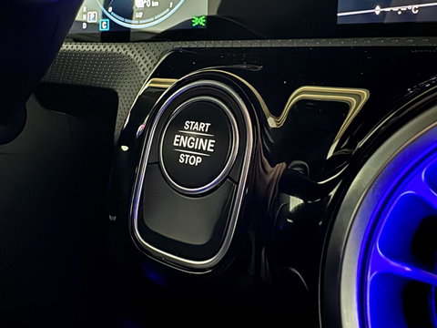 Mercedes-Benz A-Klasse 250e AMG Edition Sfeer CarPlay Cruise