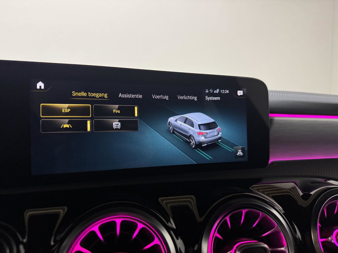 Mercedes-Benz A-Klasse 250e AMG Edition Sfeer CarPlay Cruise