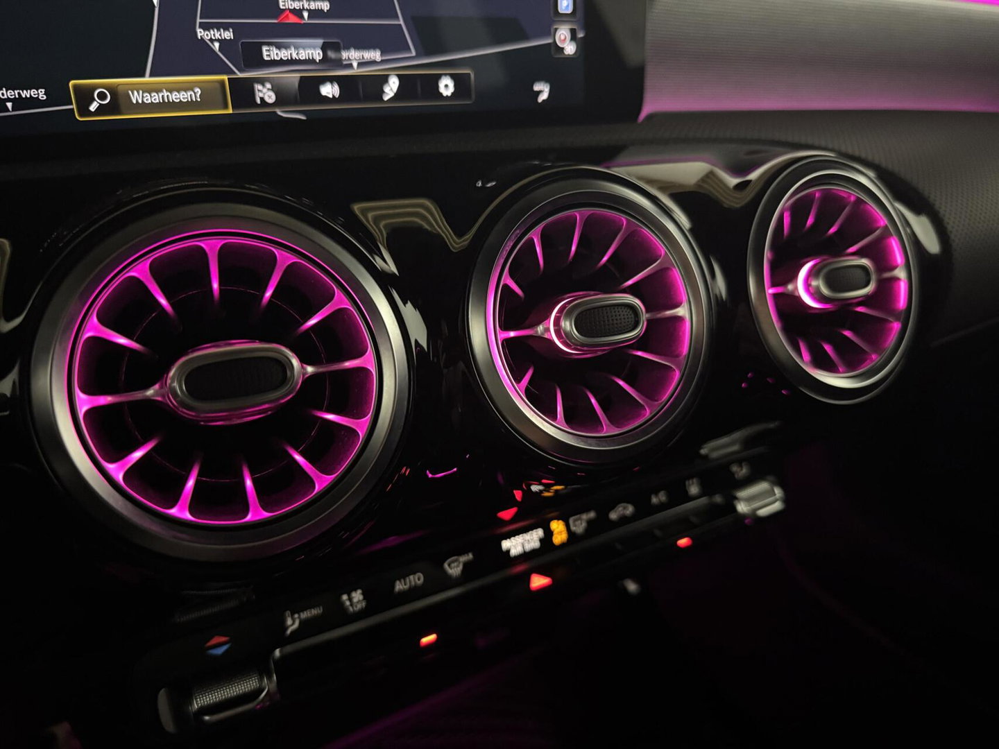 Mercedes-Benz A-Klasse 250e AMG Edition Sfeer CarPlay Cruise