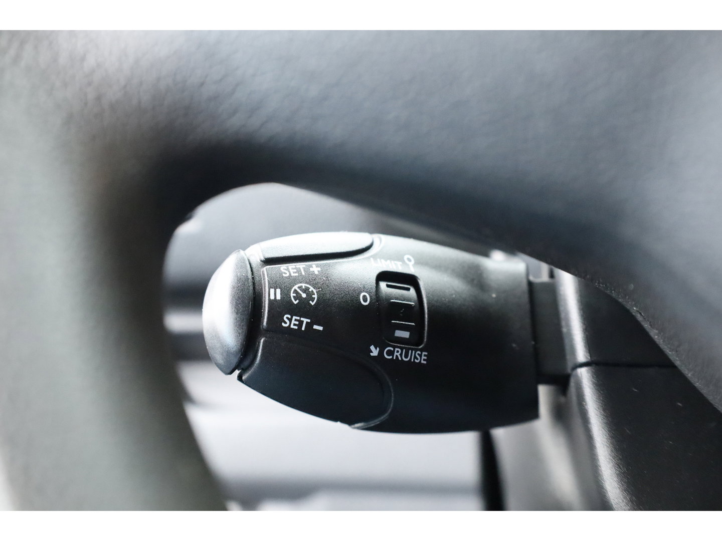 Peugeot Expert 2.0 HDI 150pk Long | L3H1 | Premium | Navi | Cruise | Apple Carplay | Camera | Stoelverw.