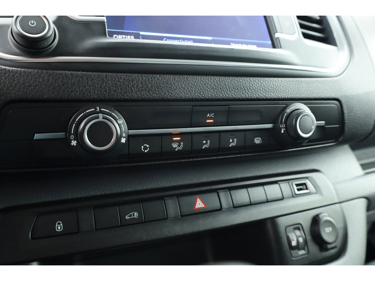 Peugeot Expert 2.0 HDI 150pk Long | L3H1 | Premium | Navi | Cruise | Apple Carplay | Camera | Stoelverw.