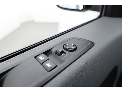 Peugeot Expert 2.0 HDI 150pk Long | L3H1 | Premium | Navi | Cruise | Apple Carplay | Camera | Stoelverw.