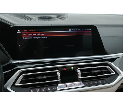 BMW X7 xDrive40i High Executive [ 7-Pers. ] *PANO | LEATHER | LASER-LIGHT | HEAD-UP | ADAPTIVE-CRUISE | BLINDSPOT | SOFT-CLOSE | BOWERS&WILKINS | MEMORY-PACK | DIGI-COCKPIT | KEYLESS | DAB+ | CAMERA | HEATED-COMFORTSEATS | 20''ALU*