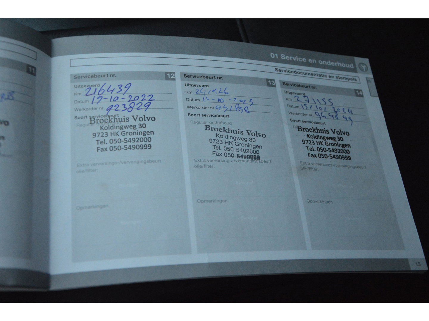 Volvo XC60 5 Cilinder R-Design | Trekhaak | Perfect onderhouden | Panoramadak | Stoelverwarming | Elektrische stoelen |