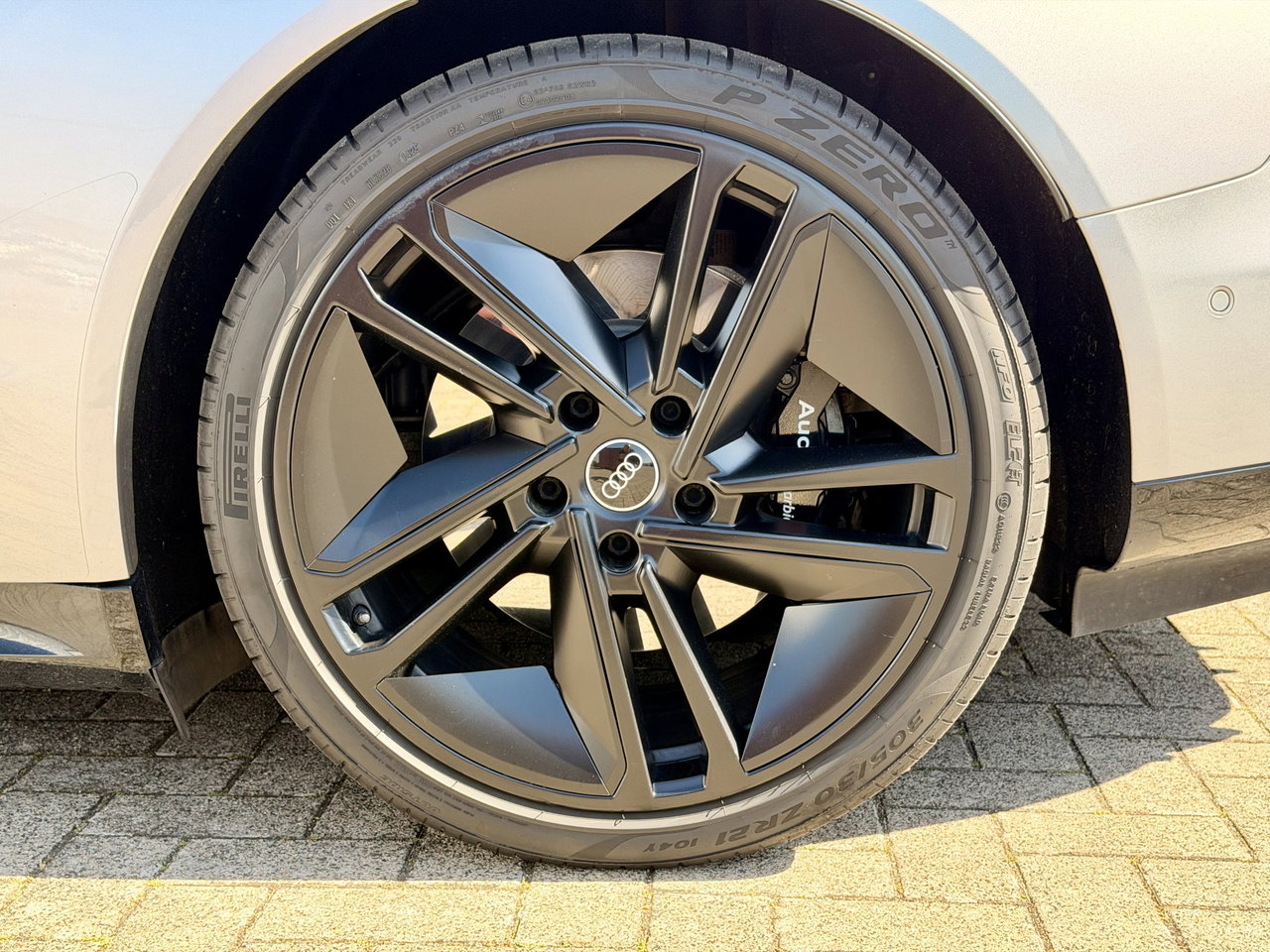 Audi e-tron GT