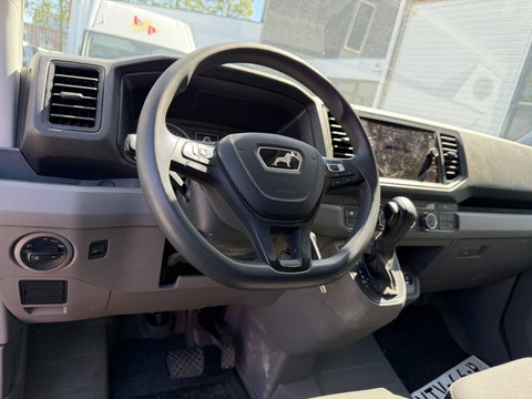 MAN TGE 35 2.0 140pk Standaard automaat L2H2 Hoog / vaste prijs rijklaar € 24.950 ex btw / lease vanaf € 407 / airco / cruise / navi / camera / euro 6 / bpm vrij / imperial + trap / trekhaak !