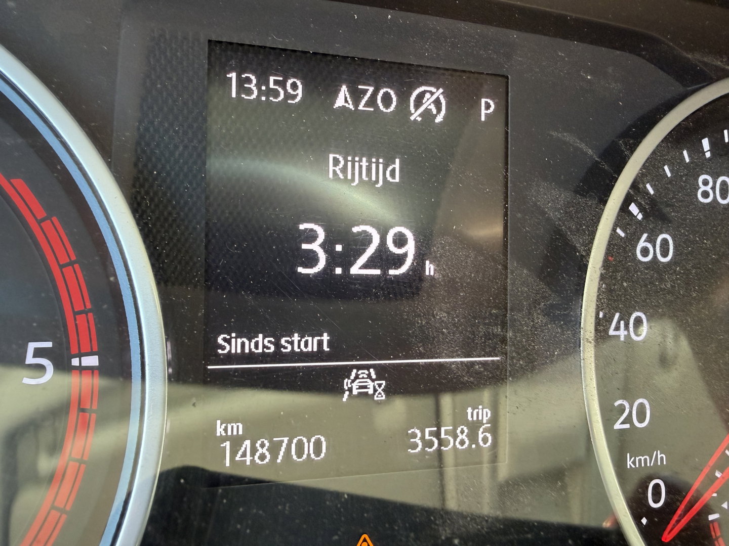 MAN TGE 35 2.0 140pk Standaard automaat L2H2 Hoog / vaste prijs rijklaar € 24.950 ex btw / lease vanaf € 407 / airco / cruise / navi / camera / euro 6 / bpm vrij / imperial + trap / trekhaak !