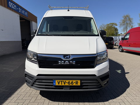 MAN TGE 35 2.0 140pk Standaard automaat L2H2 Hoog / vaste prijs rijklaar € 24.950 ex btw / lease vanaf € 407 / airco / cruise / navi / camera / euro 6 / bpm vrij / imperial + trap / trekhaak !