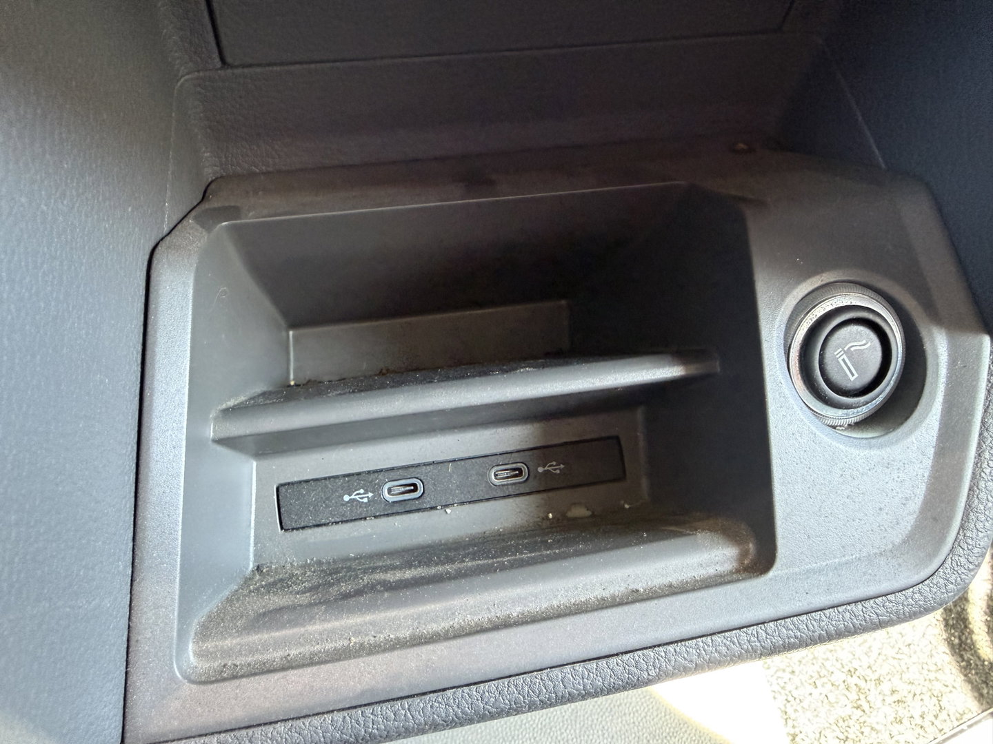 MAN TGE 35 2.0 140pk Standaard automaat L2H2 Hoog / vaste prijs rijklaar € 24.950 ex btw / lease vanaf € 407 / airco / cruise / navi / camera / euro 6 / bpm vrij / imperial + trap / trekhaak !