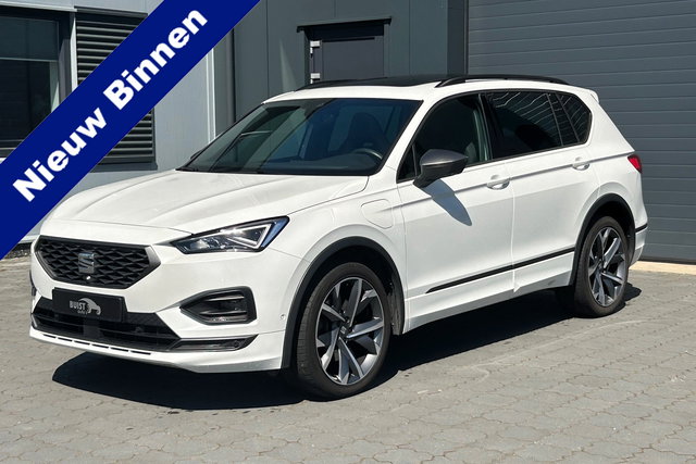 SEAT Tarraco - 1.4 TSI e-Hybrid PHEV FR Business PANO TREKHAAK 20" LED VOL!