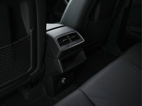 Audi e-tron 50 Quattro Advanced [ 3-Fase-11kW ] (INCL-BTW) *HEATPUMP | PANO | LEATHER | DIGI-COCKPIT | FULL-LED | MEMORY-PACK |  KEYLESS | NAVI-FULLMAP | TOWBAR | SHIFTPADDLES | COMFORTSEATS | 20"ALU*