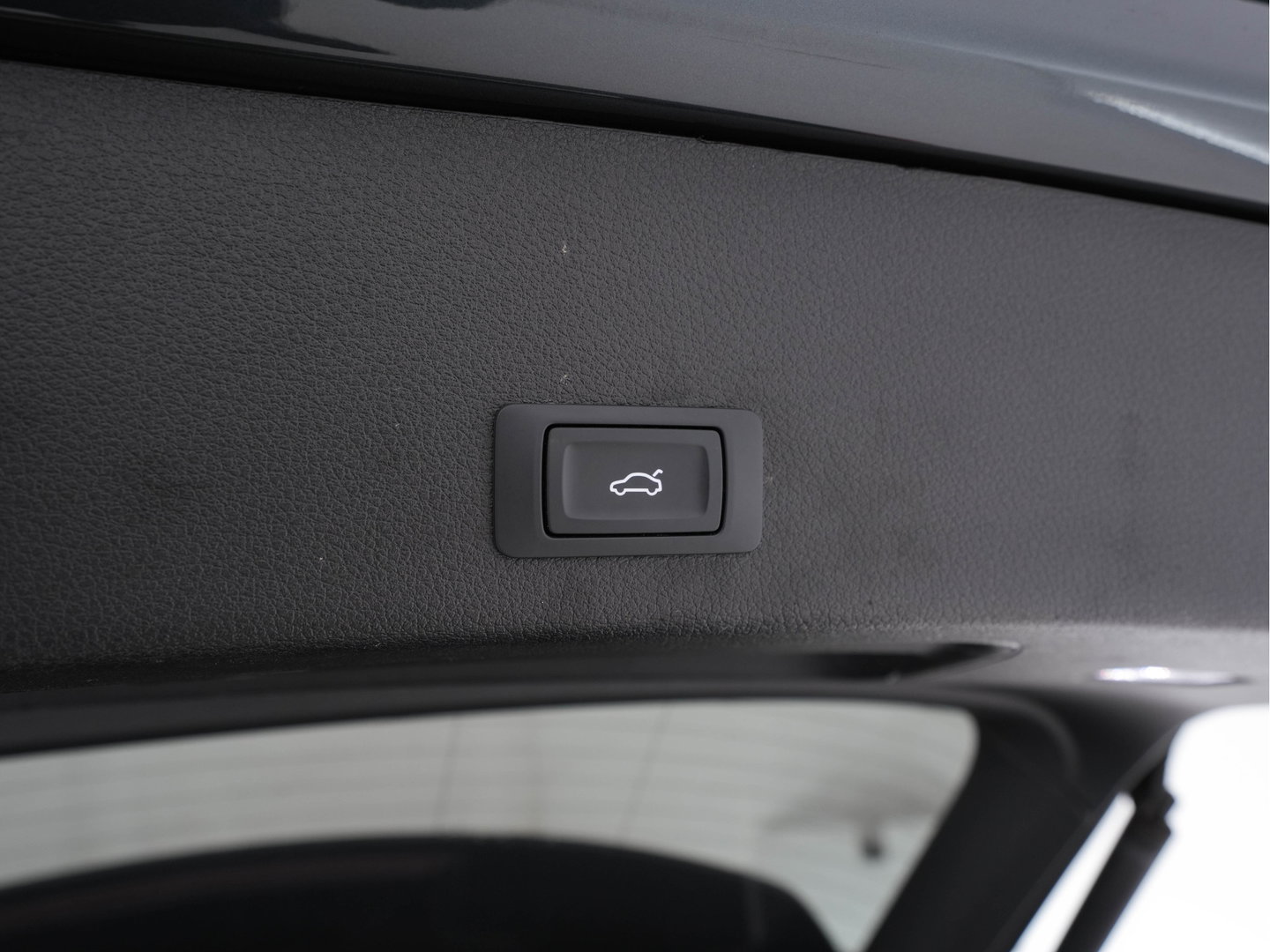 Audi e-tron 50 Quattro Advanced [ 3-Fase-11kW ] (INCL-BTW) *HEATPUMP | PANO | LEATHER | DIGI-COCKPIT | FULL-LED | MEMORY-PACK |  KEYLESS | NAVI-FULLMAP | TOWBAR | SHIFTPADDLES | COMFORTSEATS | 20"ALU*