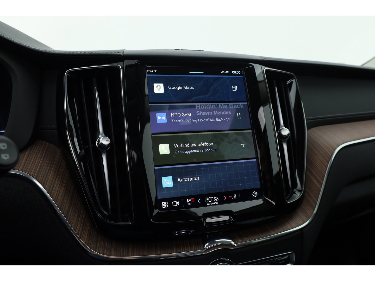 Volvo XC60 2.0 T8 Plug-in hybrid AWD Ultimate Bright |SOH 98.5% | Pano | H&K Audio | Stoel-Stuurverw. | Stoelventilatie | 360cam | Memory Seats | Head-Up