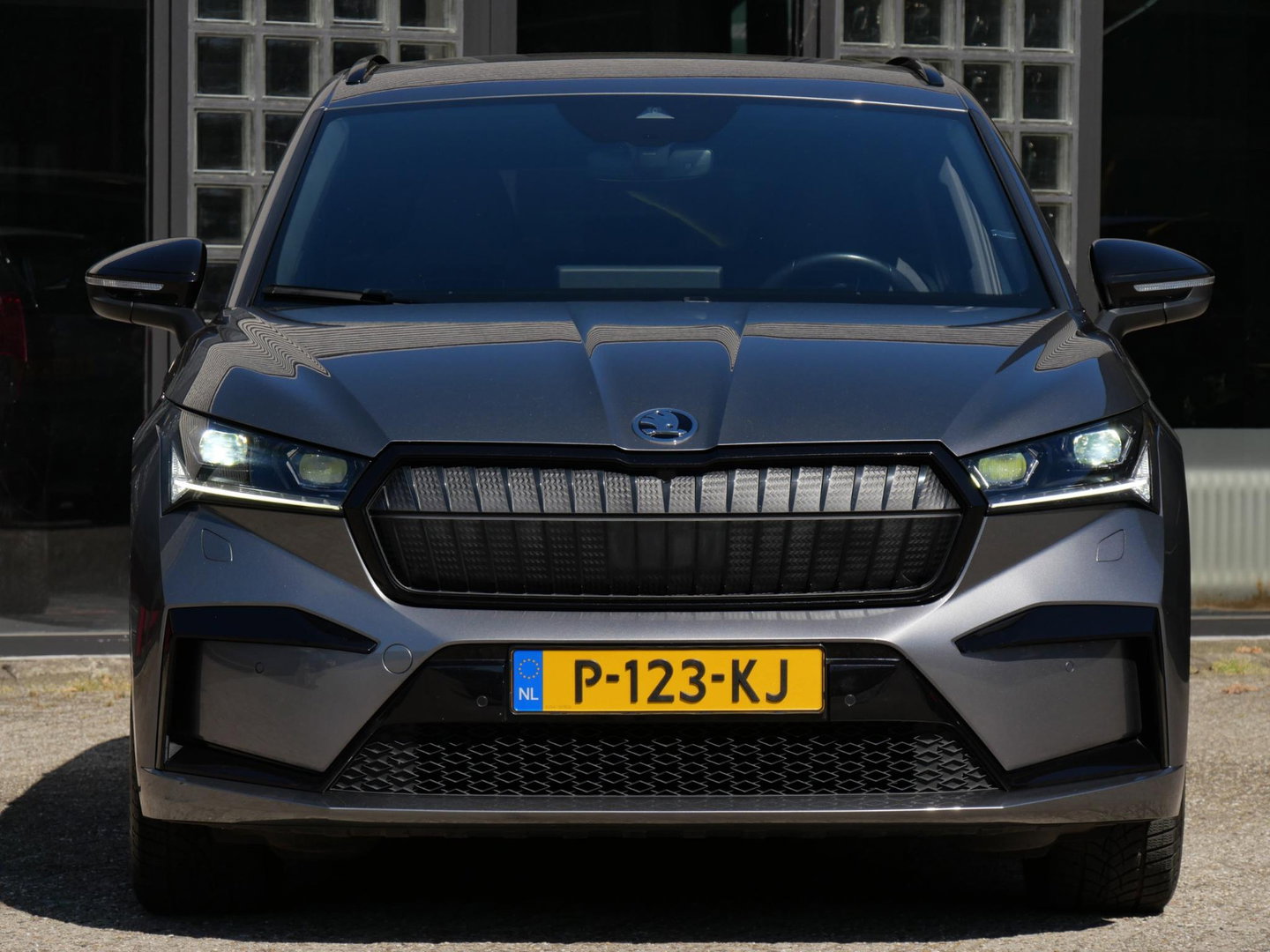 Škoda Enyaq iV 80 SPORTLINE/ TREKHAAK/ WARMTEPOMP/ MATRIX LED/ SOH 96%