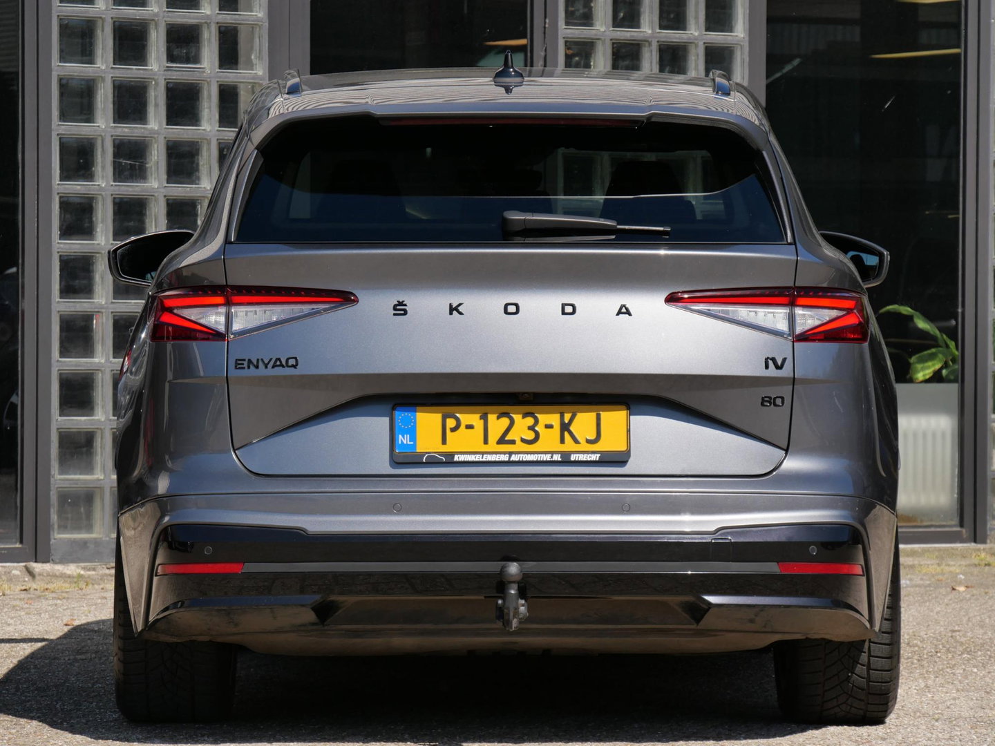 Škoda Enyaq iV 80 SPORTLINE/ TREKHAAK/ WARMTEPOMP/ MATRIX LED/ SOH 96%