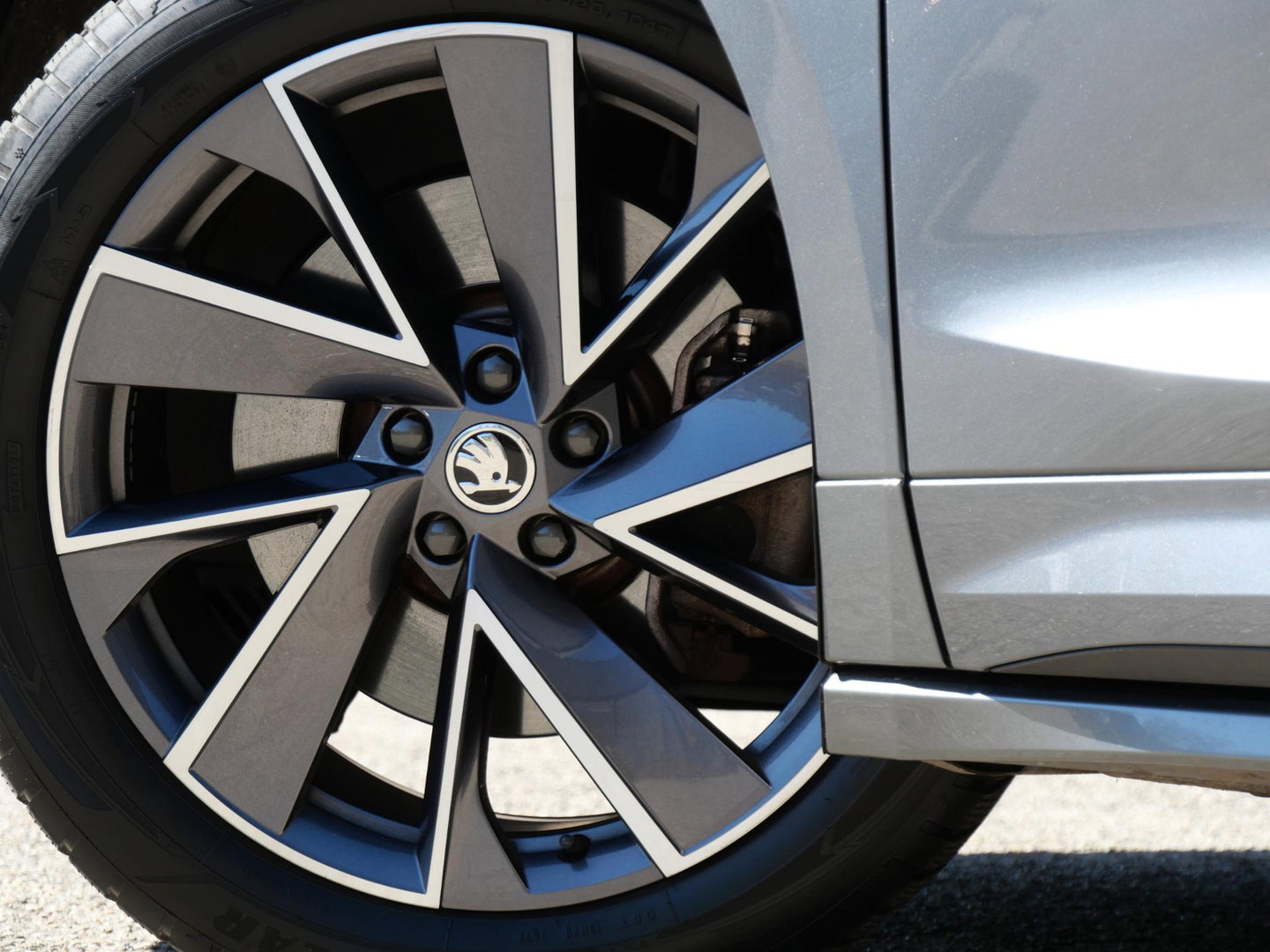 Škoda Enyaq iV 80 SPORTLINE/ TREKHAAK/ WARMTEPOMP/ MATRIX LED/ SOH 96%
