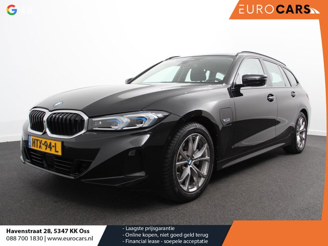 BMW 3 Serie - Touring 320e Plug in Hybride Climate control Adaptive Cruise Control Parkeersensoren Navigatie LED Apple Carplay/ Android Auto Camera