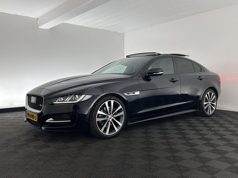 Jaguar XE 2.0 D Portfolio R-Sport Aut. *PANO | ADAPTIVE-CRUISE | LEATHER-FABRIC | XENON | MERIDIAN-SOUND | HEATED-SPORTSEATS | NAVI-FULLMAP | KEYLESS | SHIFT-PADDLES | 19''ALU*