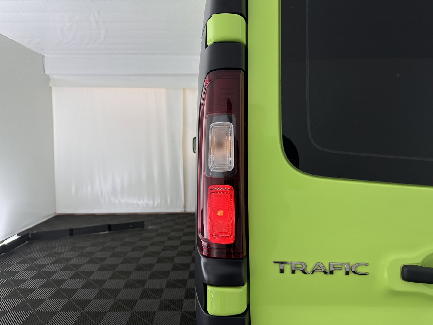 Renault Trafic 1.6 dCi T29 L1H1 Comfort Energy *NAVI-FULLMAP | AIRCO | CRUISE | PDC | TOWBAR*