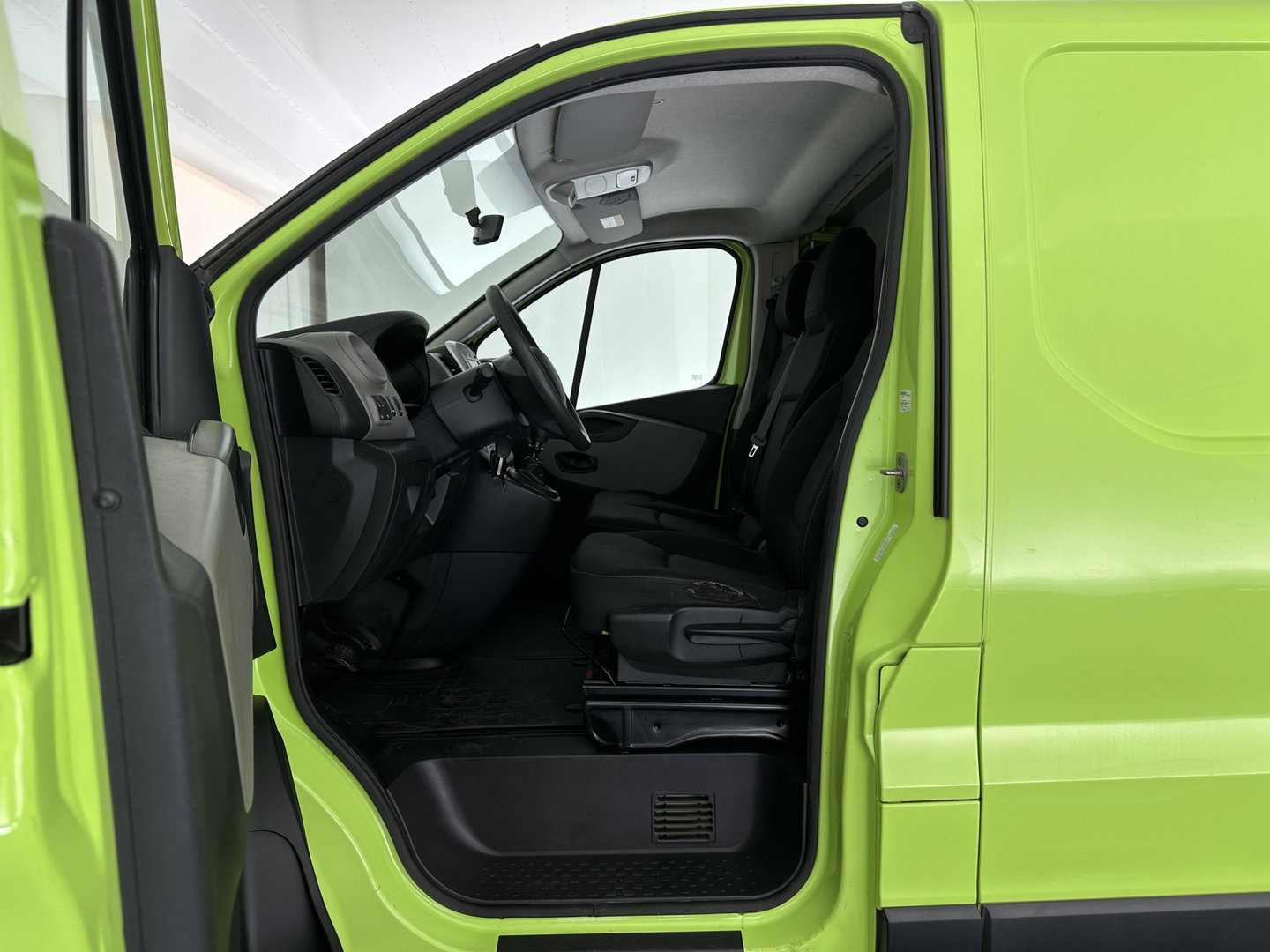 Renault Trafic 1.6 dCi T29 L1H1 Comfort Energy *NAVI-FULLMAP | AIRCO | CRUISE | PDC | TOWBAR*