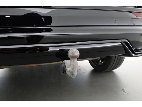 Volvo XC60 2.0 T6 Plug-in hybrid AWD Plus Dark | Trekhaak | Pano | Blis | ACC | 360 Camera | H&K Audio | Mem Stoelen |