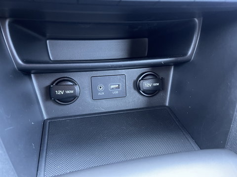 Hyundai KONA 1.0T Comfort | Cruise Control | Achteruitrijcamera | Apple Carplay | Android Auto | Parkeersensoren Achter | Trekhaak |