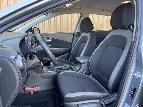 Hyundai KONA 1.0T Comfort | Cruise Control | Achteruitrijcamera | Apple Carplay | Android Auto | Parkeersensoren Achter | Trekhaak |
