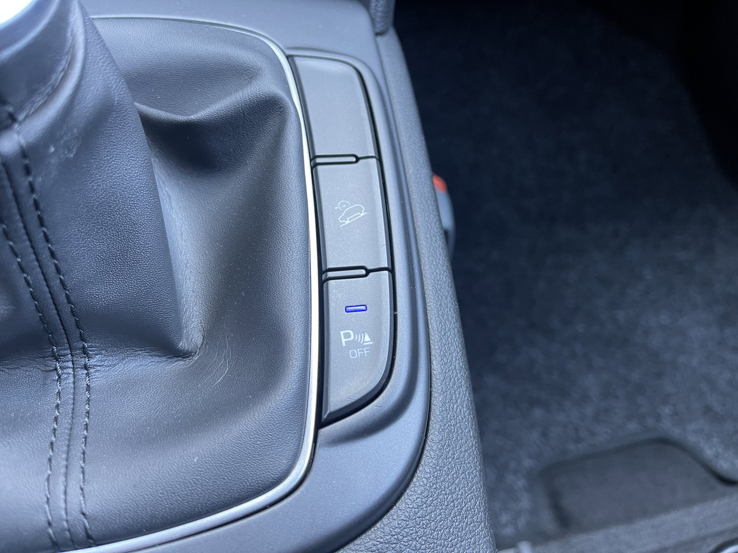 Hyundai KONA 1.0T Comfort | Cruise Control | Achteruitrijcamera | Apple Carplay | Android Auto | Parkeersensoren Achter | Trekhaak |