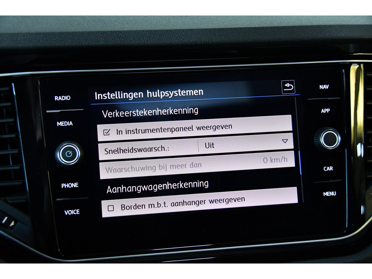 Volkswagen T-Roc 2.0 TSI 4Motion R Performence Akra Pano
