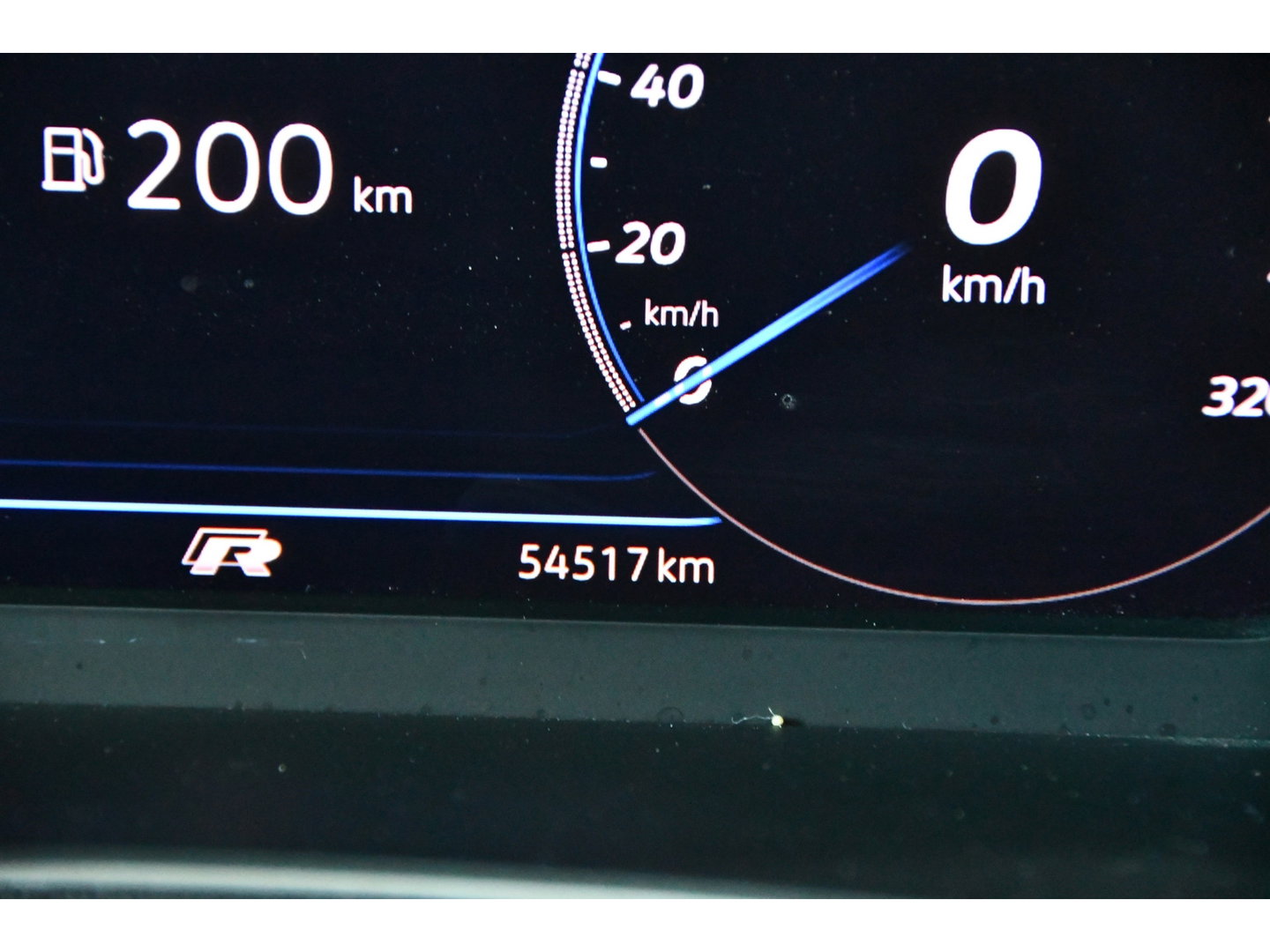 Volkswagen T-Roc 2.0 TSI 4Motion R Performence Akra Pano