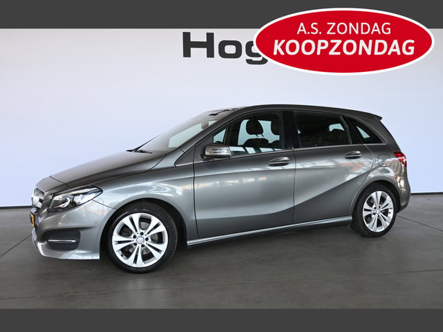 Mercedes-Benz B-Klasse - 180 Ambition Automaat Cruise Airco Navigatie Trekhaak Panoramdak 1e Eigenaar Inruil Mogelijk!