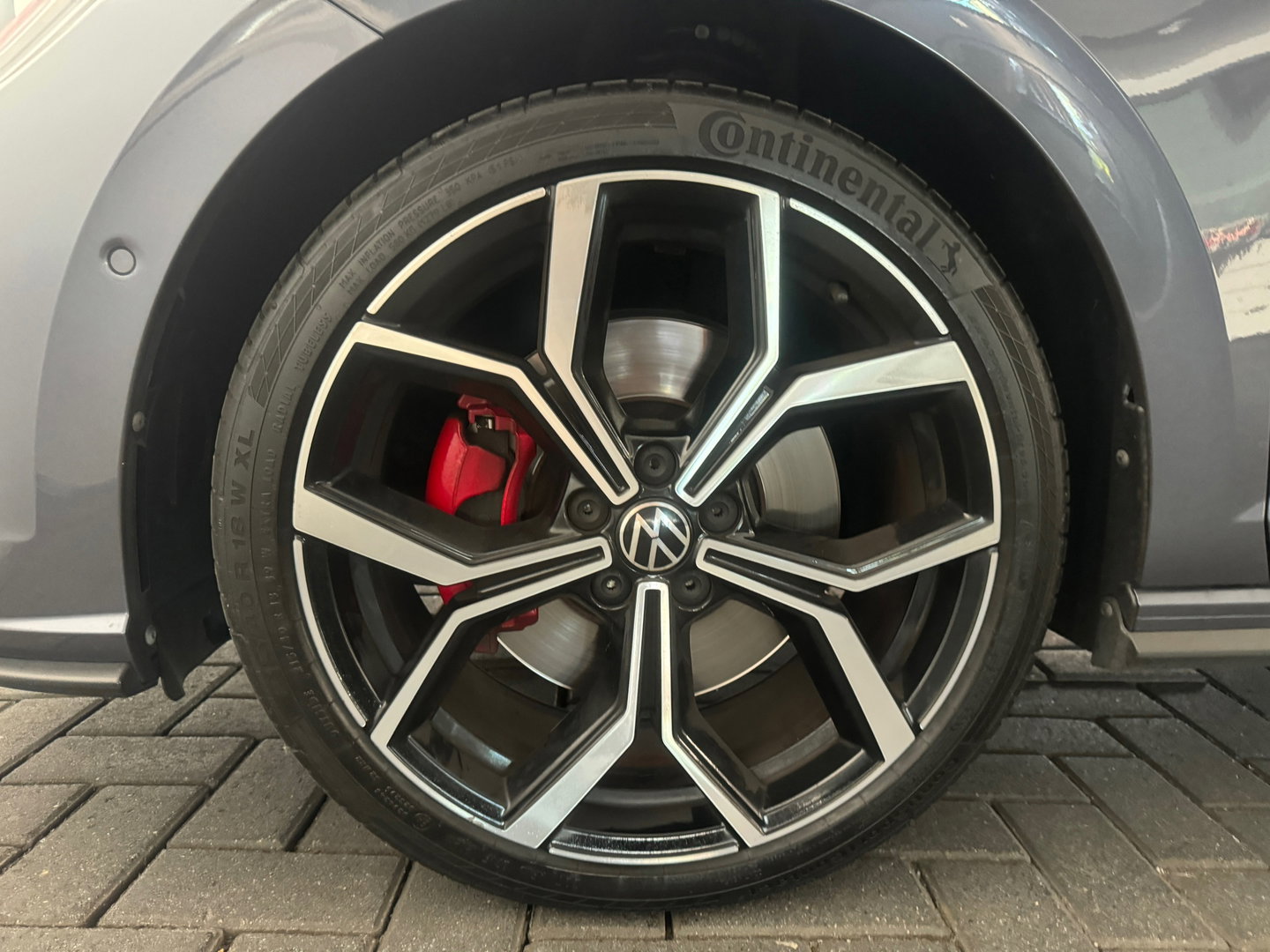 Volkswagen Polo 2.0 TSI GTI Pano|Beats|Keyles|Camera|IQ|Sfeer