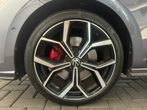 Volkswagen Polo 2.0 TSI GTI Pano|Beats|Keyles|Camera|IQ|Sfeer