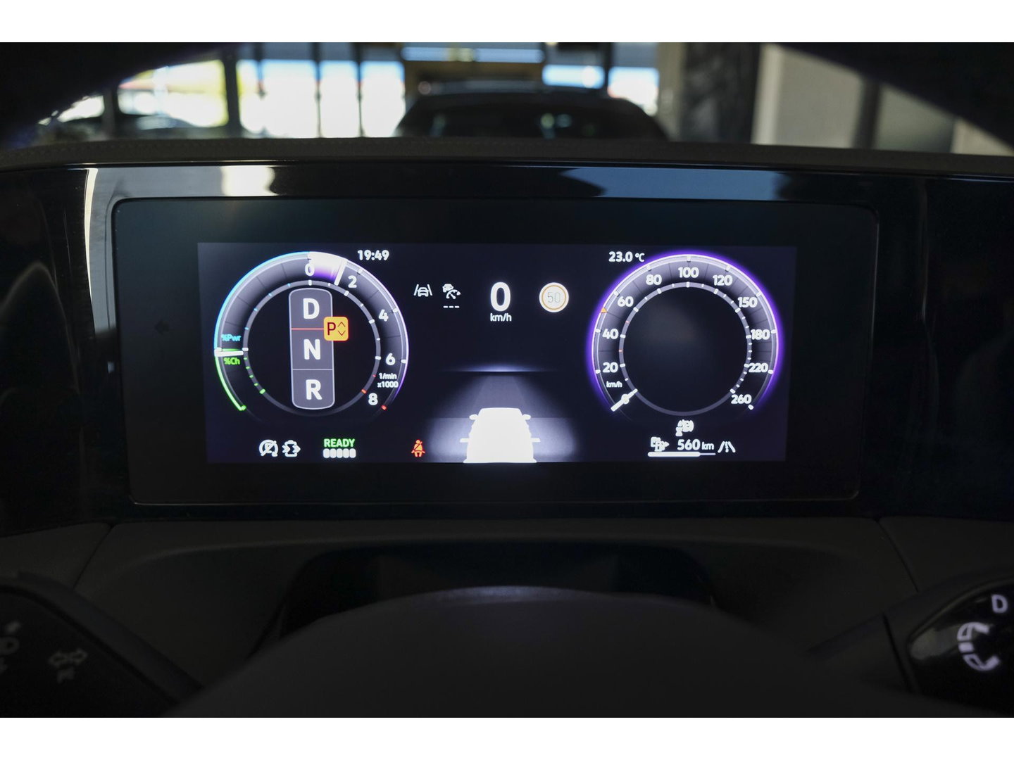 Volkswagen Tiguan 1.5 eHybrid 204pk R-Line Panoramadak Black Style Trekhaak Stoelkoeling BOMVOL!! NLauto 1e Eigenaar
