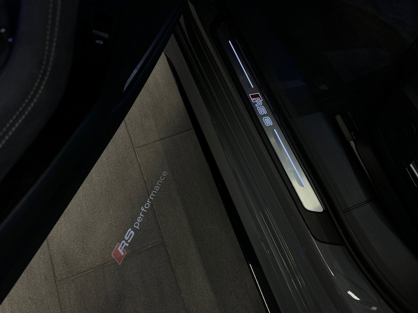 Audi RS6 Avant TFSI quattro Performance 630PK Pano|Keramisch