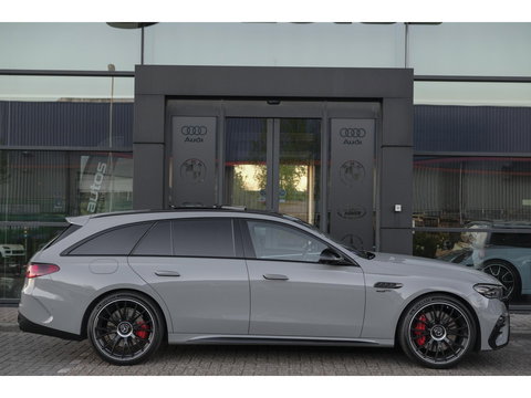 Mercedes-Benz E-Klasse Estate E53 AMG 612pk 4MATIC+ Panoramadak *BTW* Burmester 4d Massage Superscreen Stoelkoeling Trekhaak BOMVOL!! Alpin grau