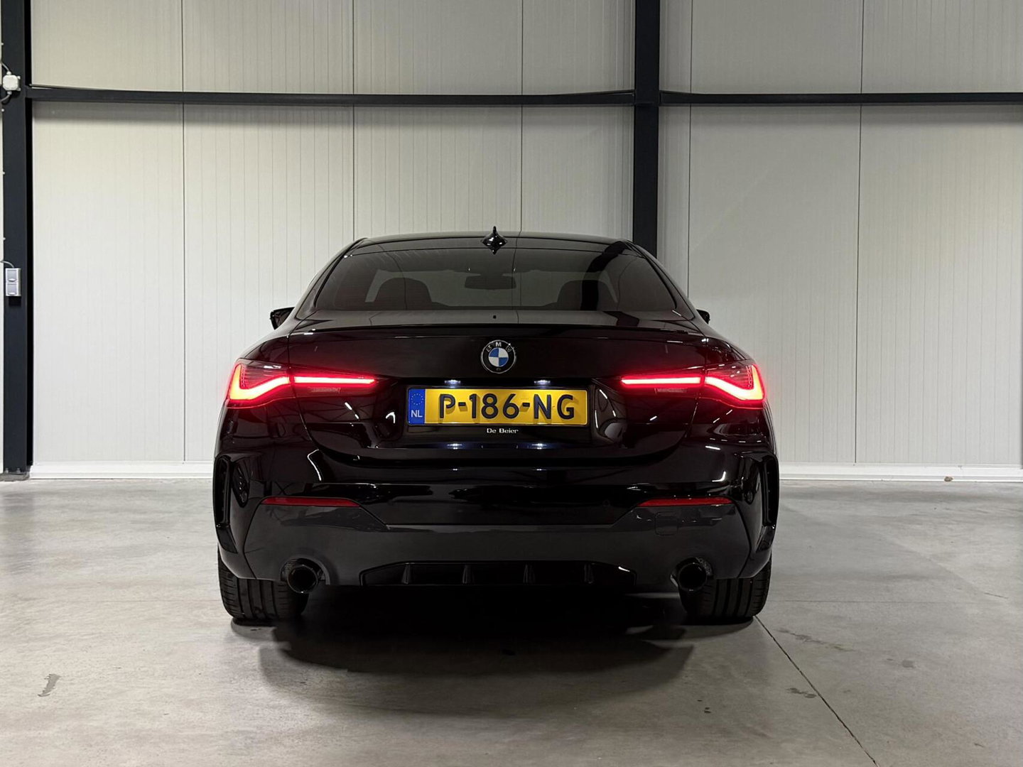 BMW 4 Serie Coupé 420i M-sport High Executive Winter Pack