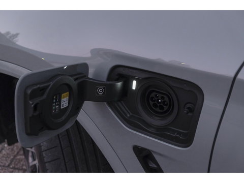 BMW X3 xDrive30e 292pk LCI M-sport Panoramadak X3M stoelen Brooklyn grau Trekhaak Adaptive cruise NLauto