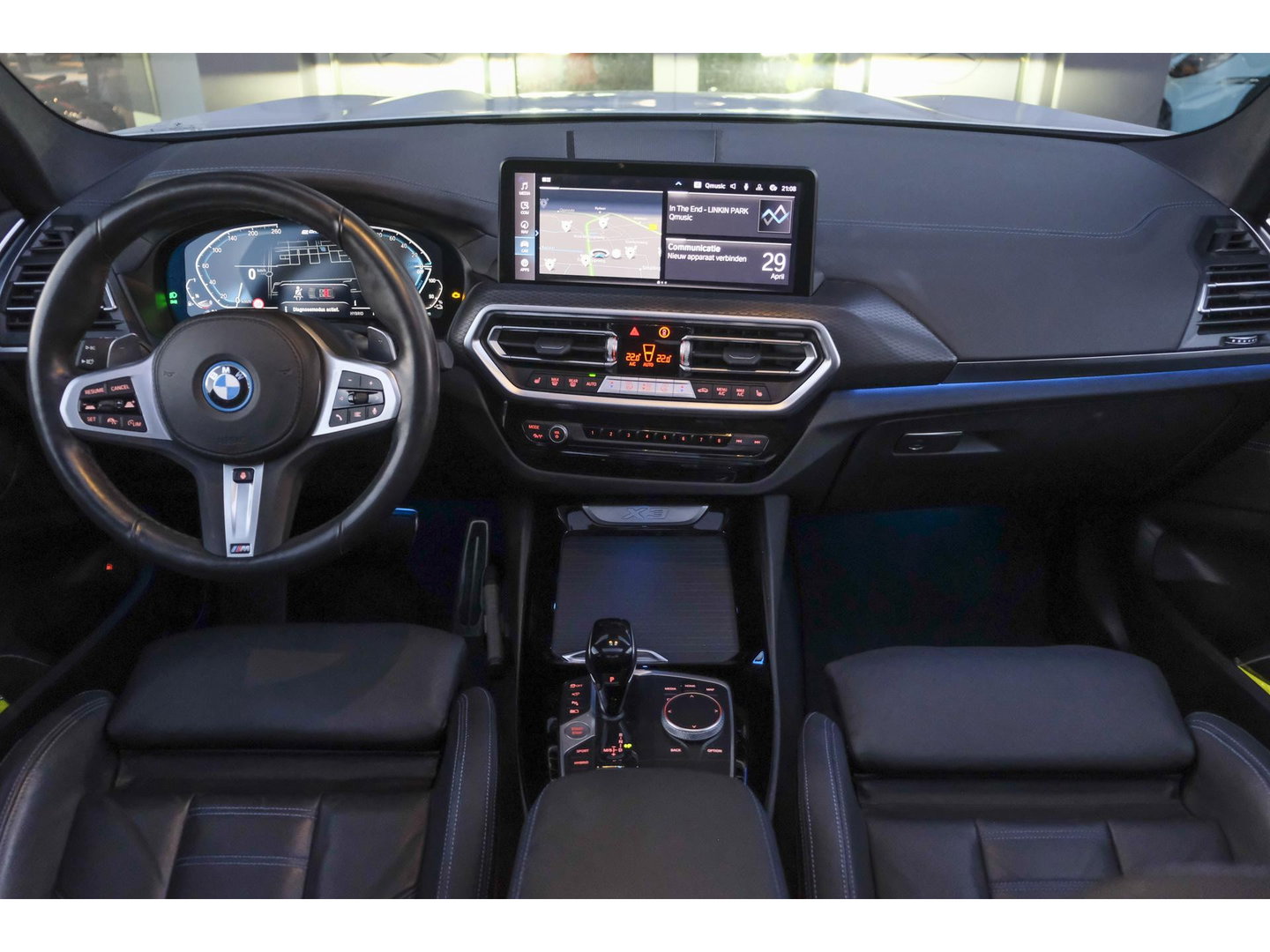 BMW X3 xDrive30e 292pk LCI M-sport Panoramadak X3M stoelen Brooklyn grau Trekhaak Adaptive cruise NLauto