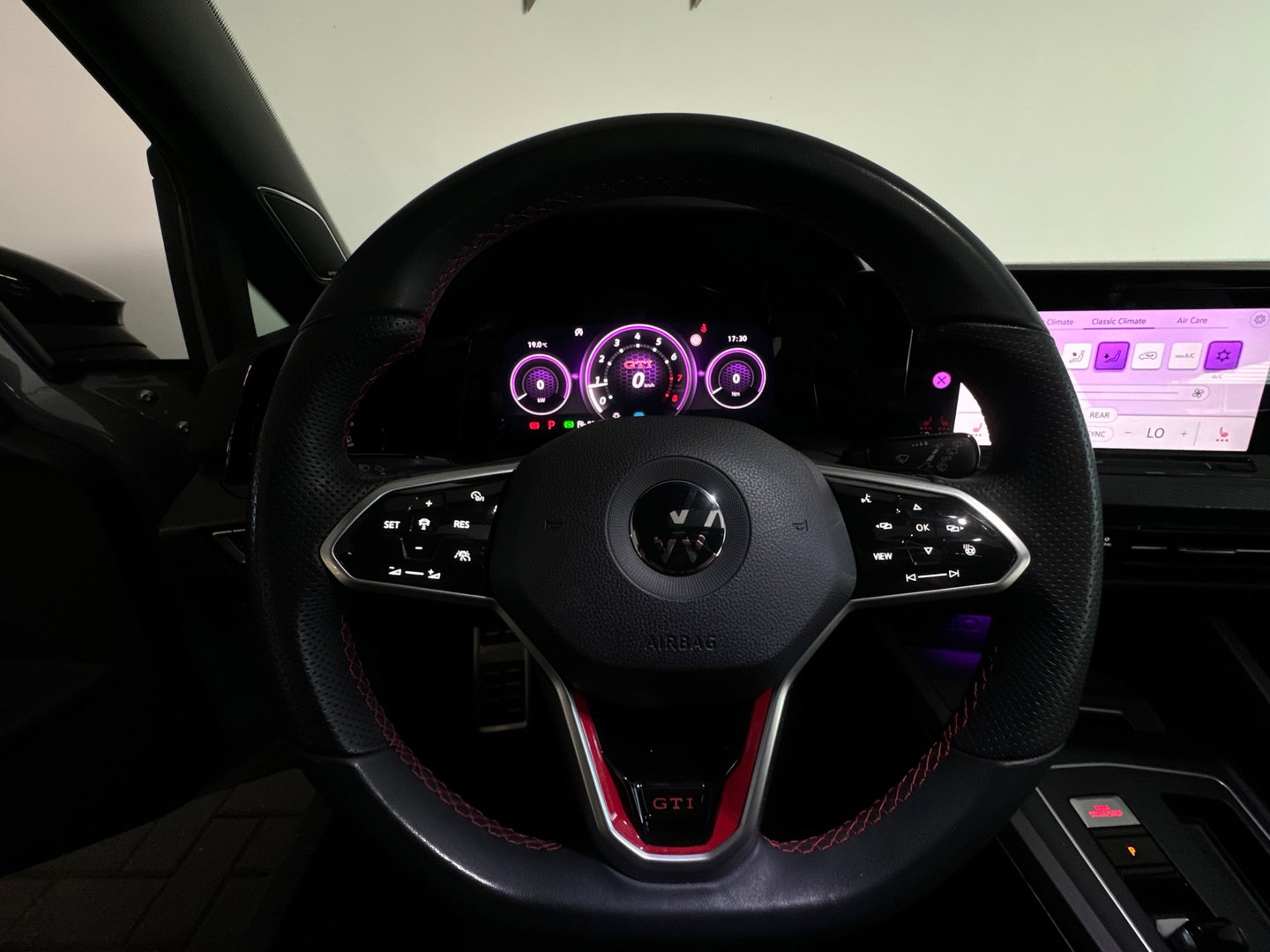 Volkswagen Golf 2.0 TSI GTI Clubsport Pano|HuD|H&K|IQ|Camera