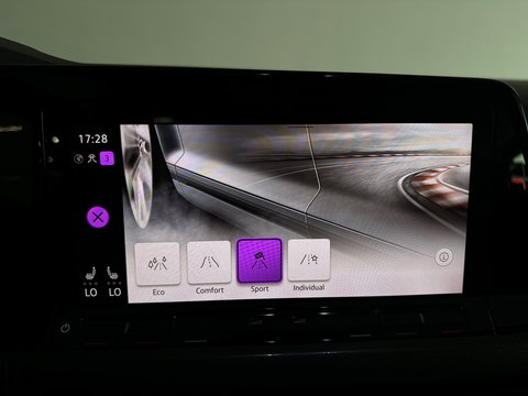 Volkswagen Golf 2.0 TSI GTI Clubsport Pano|HuD|H&K|IQ|Camera