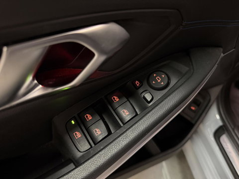 BMW 3 Serie 320e Sedan M-sport Pano Sfeer Brooklyn Grau NAP