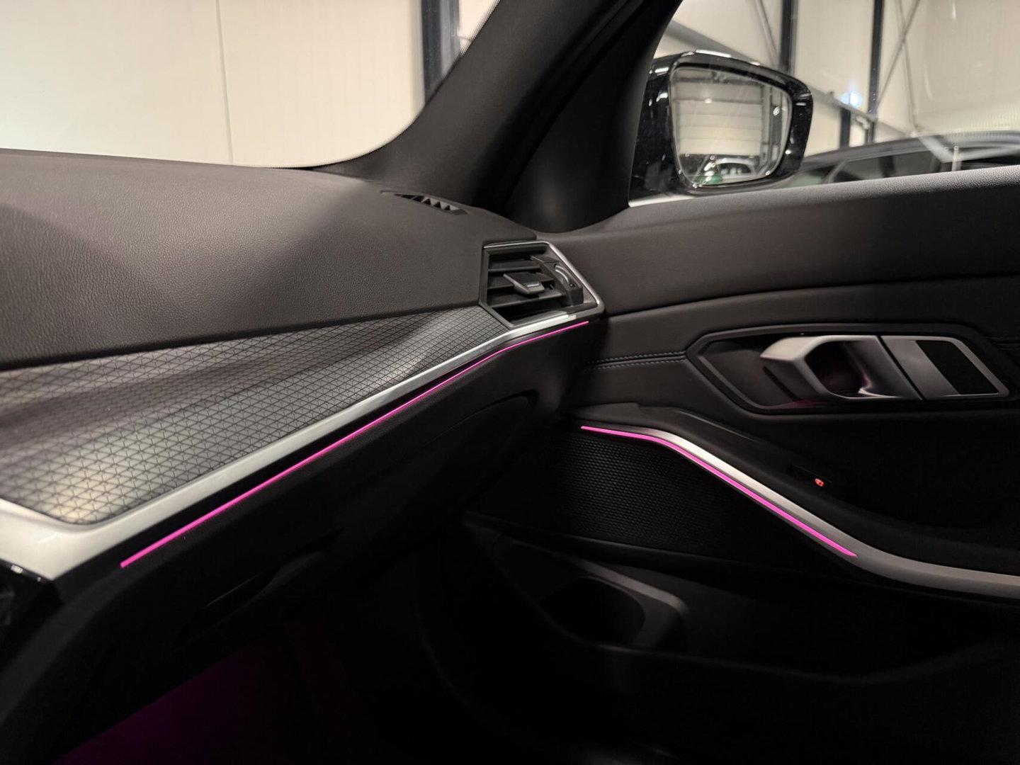 BMW 3 Serie 320e Sedan M-sport Pano Sfeer Brooklyn Grau NAP